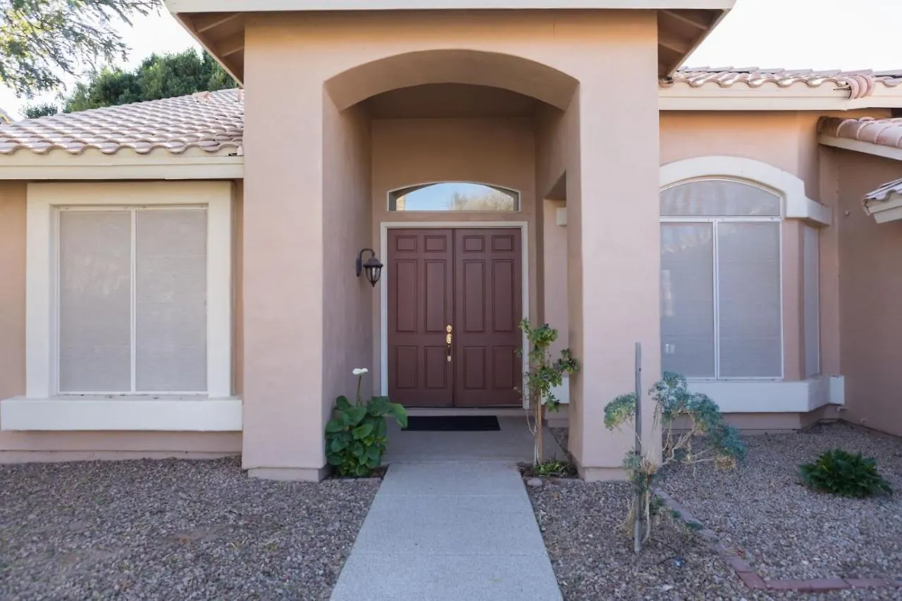 Spacious Golf Course House With Pool Heater, Spa Goodyear