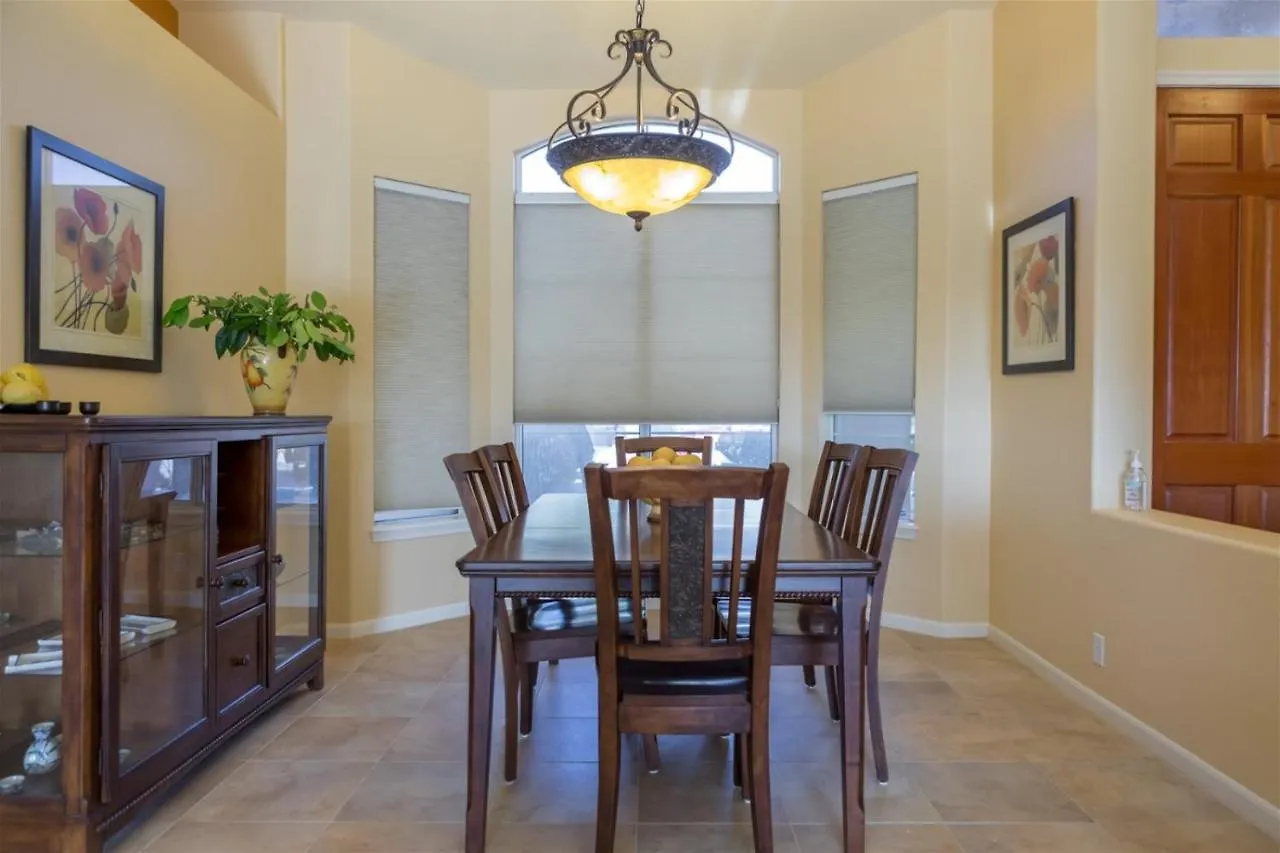 Spacious Golf Course House With Pool Heater, Spa Goodyear United States