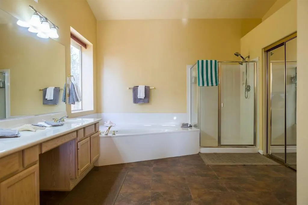 Spacious Golf Course House With Pool Heater, Spa Goodyear 0*,