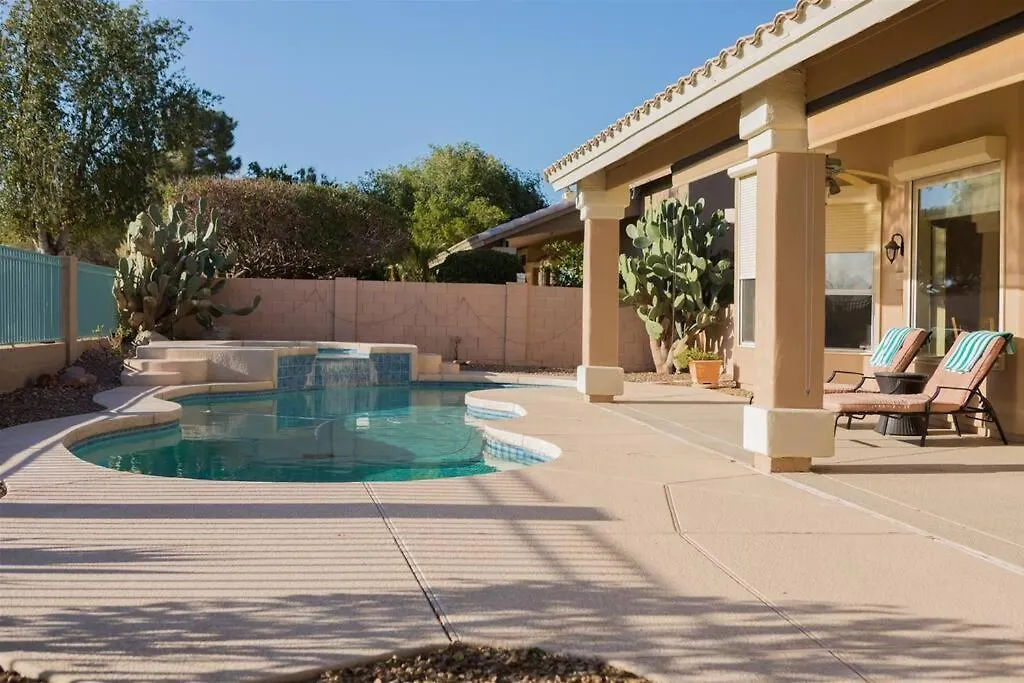 Spacious Golf Course House With Pool Heater, Spa Goodyear